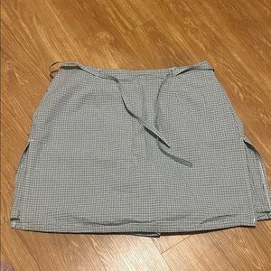 L.L. Bean Women's Gray Checkered Skort 14petite excellent condition